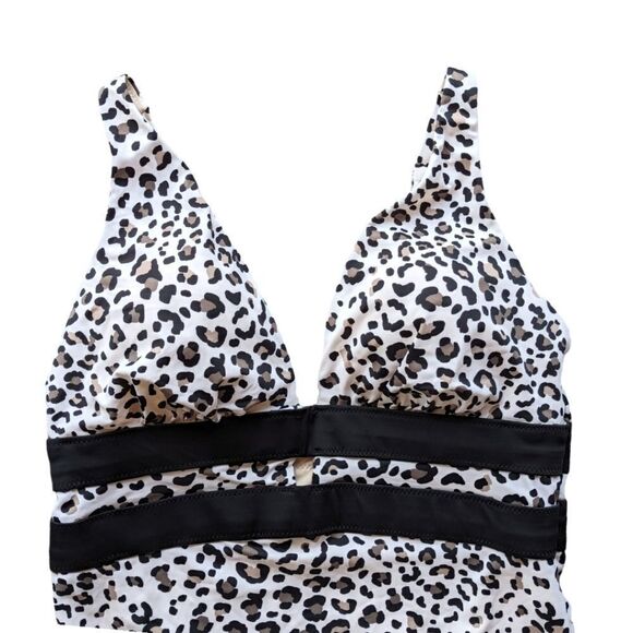 Swimsuits for All Plus Size Leopard Print Plunge One Piece Adjustable Strap - Picture 4 of 11